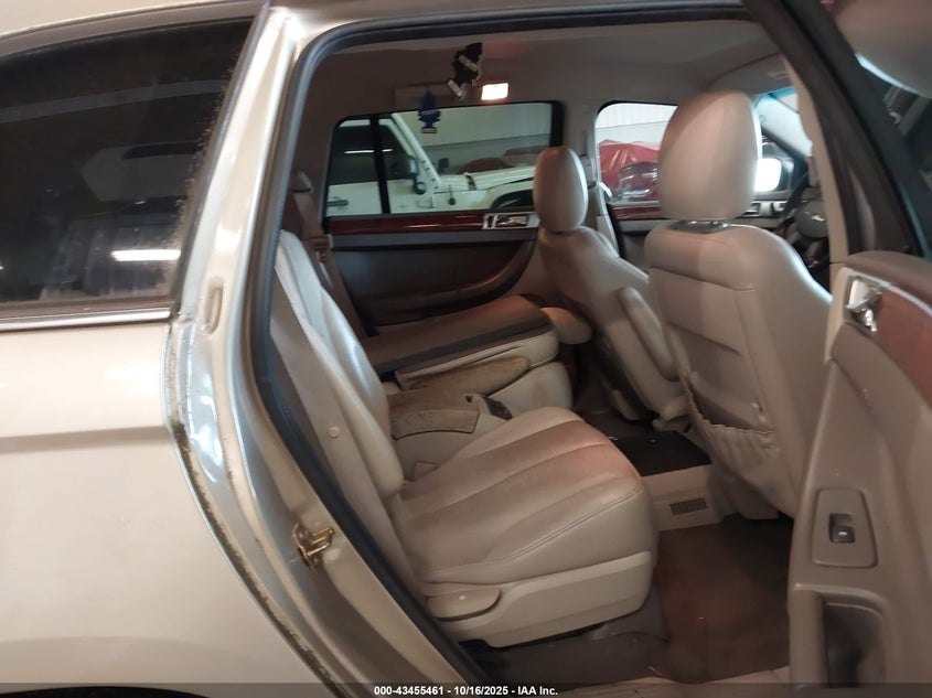 2006 Chrysler Pacifica Touring VIN: 2A4GF68476R734294 Lot: 43455461