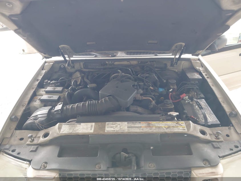 2002 Ford Explorer Sport Trac VIN: 1FMZU77E02UB64748 Lot: 43455725