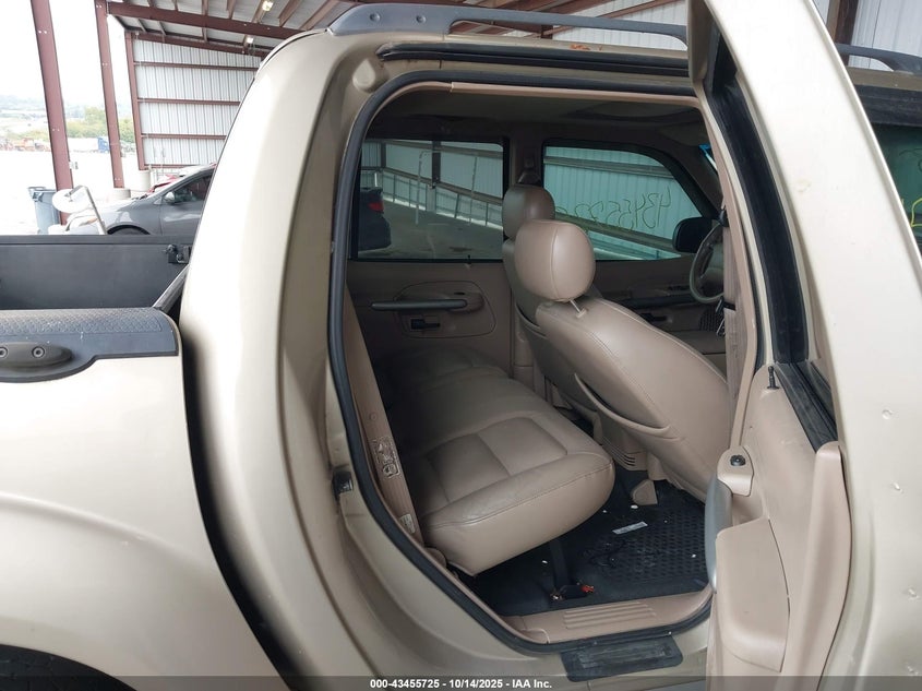 2002 Ford Explorer Sport Trac VIN: 1FMZU77E02UB64748 Lot: 43455725