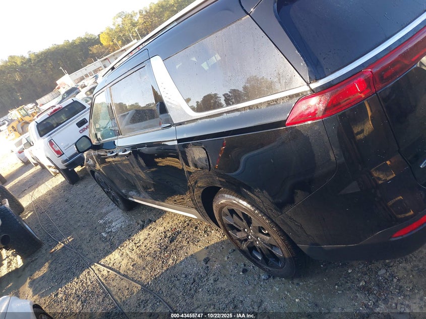 KNDNE5H38N6072782 2022 KIA CARNIVAL photo no. 15