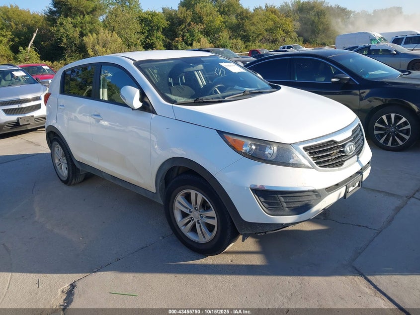 KIA SPORTAGE LX