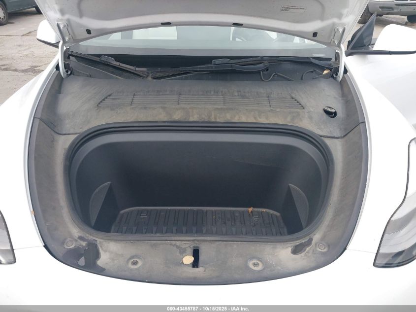 2022 Tesla Model Y Performance Dual Motor All-Wheel Drive VIN: 7SAYGDEF1NF406965 Lot: 43455787