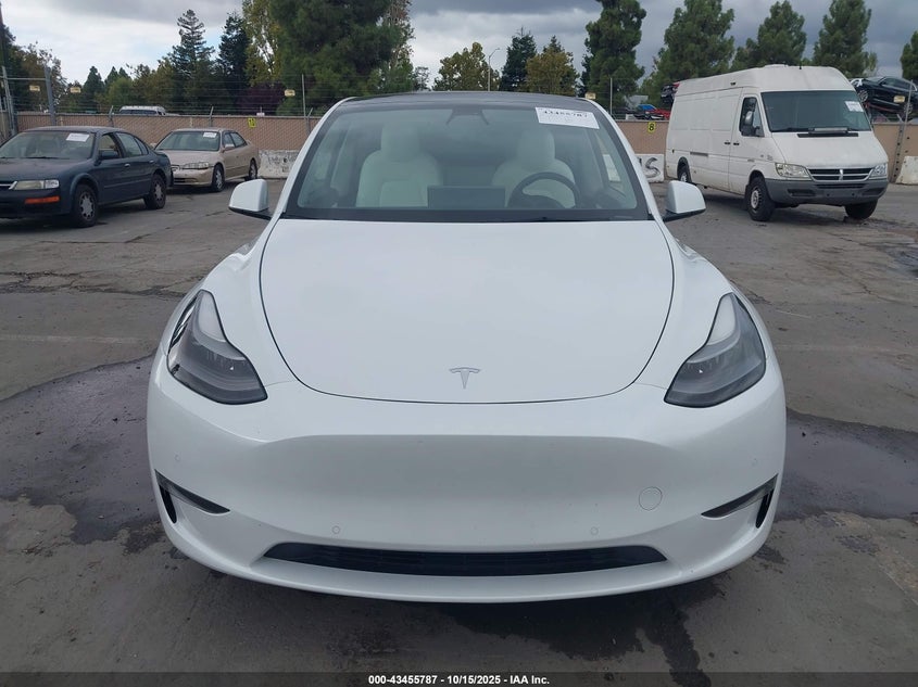 2022 Tesla Model Y Performance Dual Motor All-Wheel Drive VIN: 7SAYGDEF1NF406965 Lot: 43455787