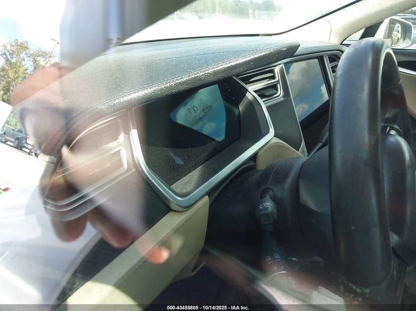 2013 Tesla Model S Performance VIN: 5YJSA1CP8DFP15538 Lot: 43455805