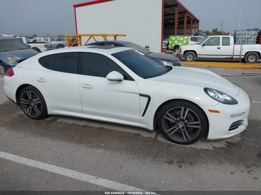 2014 PORSCHE PANAMERA 4 WP0AA2A78EL009639