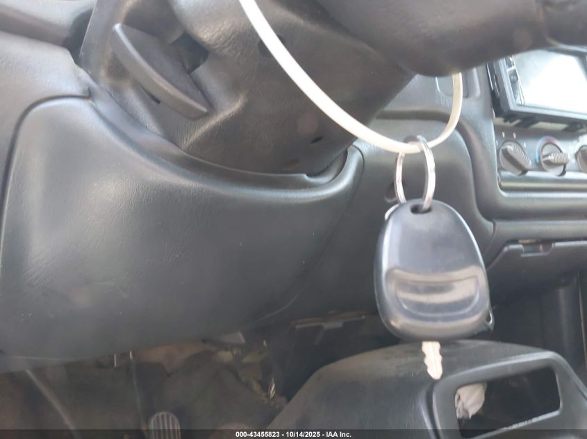 2001 Chevrolet S-10 Ls VIN: 1GCDT13W31K155534 Lot: 43455823