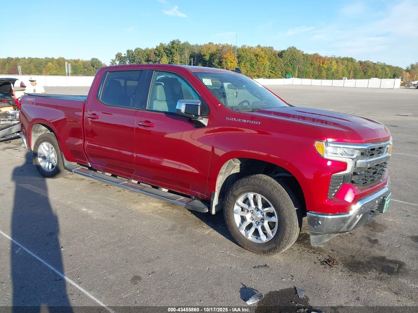 2024 CHEVROLET SILVERADO 1500 4WD  STANDARD BED LT - 3GCUDDEDXRG159965