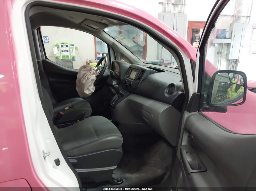 3N6CM0KN1HK714666 2017 NISSAN NV200 photo no. 2