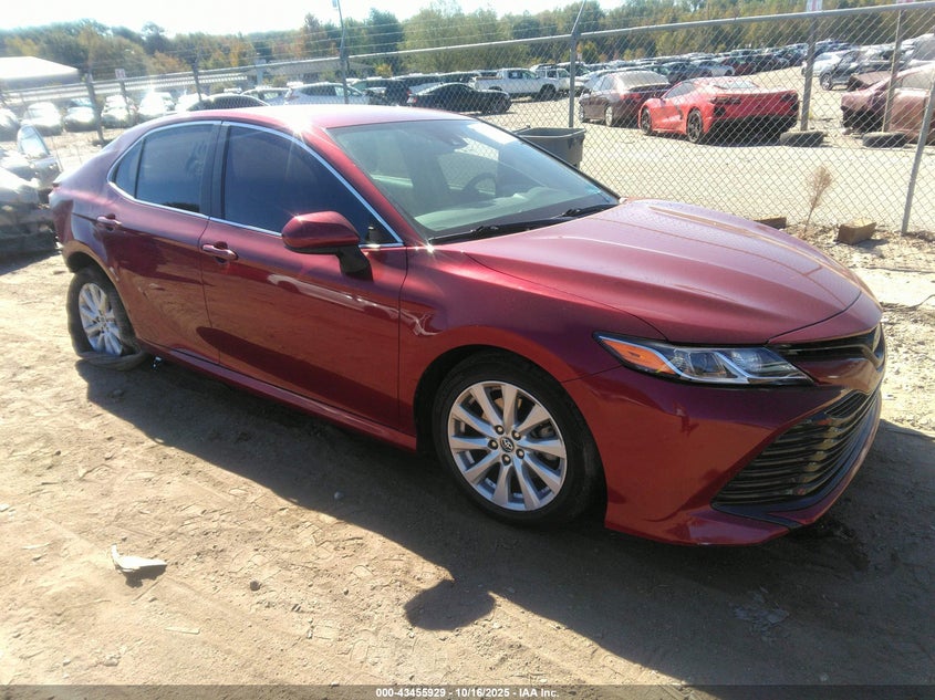 TOYOTA CAMRY LE