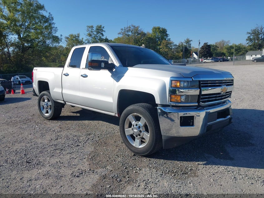 CHEVROLET SILVERADO 2500 WT