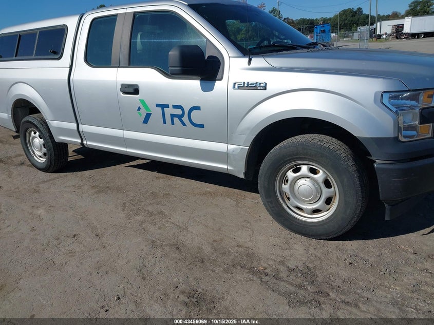VIN 1FTFX1EF4HFC46034 2017 FORD F-150 XL