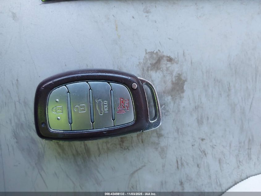 2017 Hyundai Sonata Hybrid Se VIN: KMHE24L35HA066784 Lot: 43456133