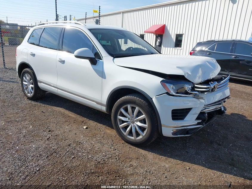 VOLKSWAGEN TOUAREG V6 SPORT