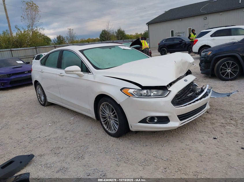 FORD FUSION SE