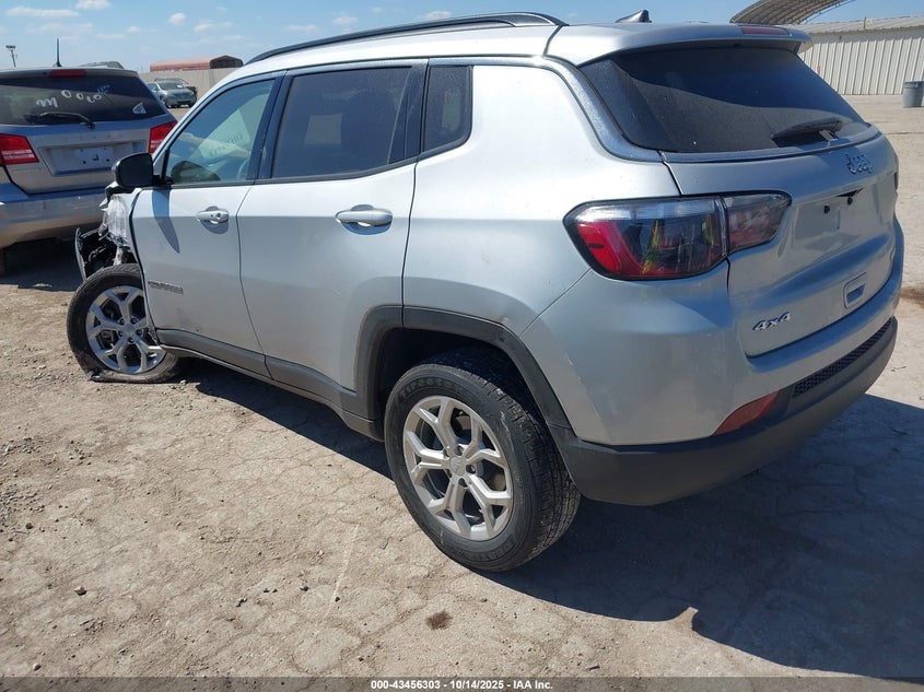 2024 Jeep Compass 2.0 Latitude 4x4 Grey Lot 111043456303 Vin 3C4NJDBN4RT110925