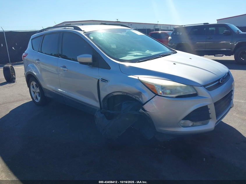 2014 FORD ESCAPE SE - 1FMCU0G9XEUB39019