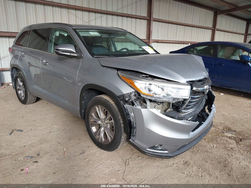 TOYOTA HIGHLANDER XLE V6