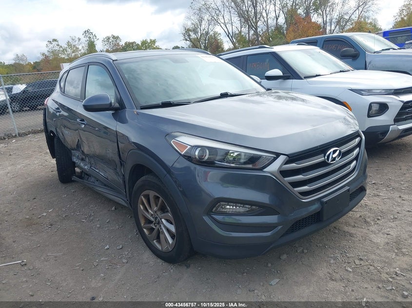 HYUNDAI TUCSON SE
