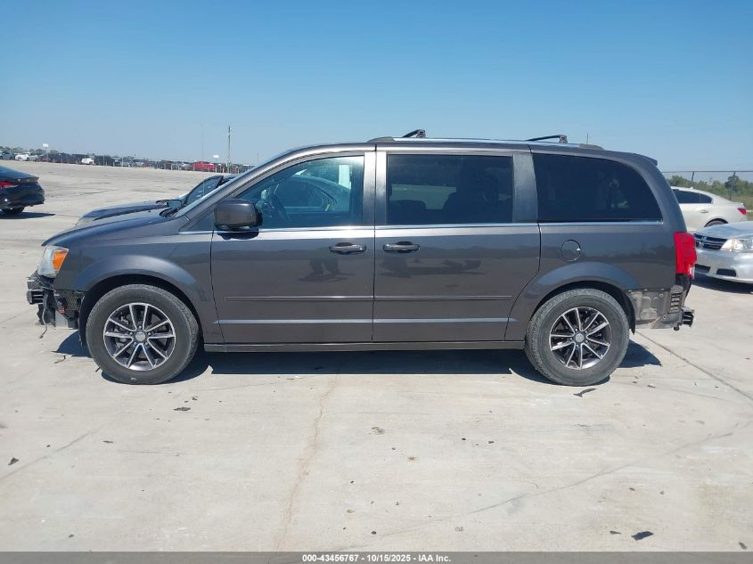 2017 Dodge Grand Caravan Sxt VIN: 2C4RDGCG4HR692679 Lot: 43456767