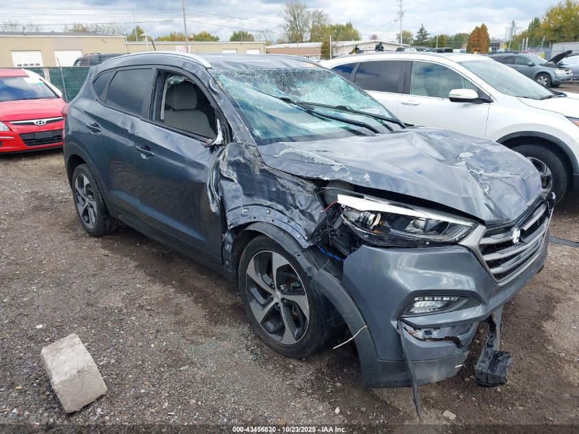 HYUNDAI TUCSON SPORT