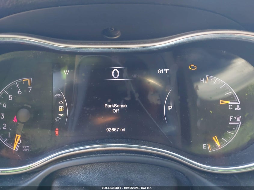 2016 JEEP GRAND CHEROKEE LIMITED 1C4RJFBG5GC496763