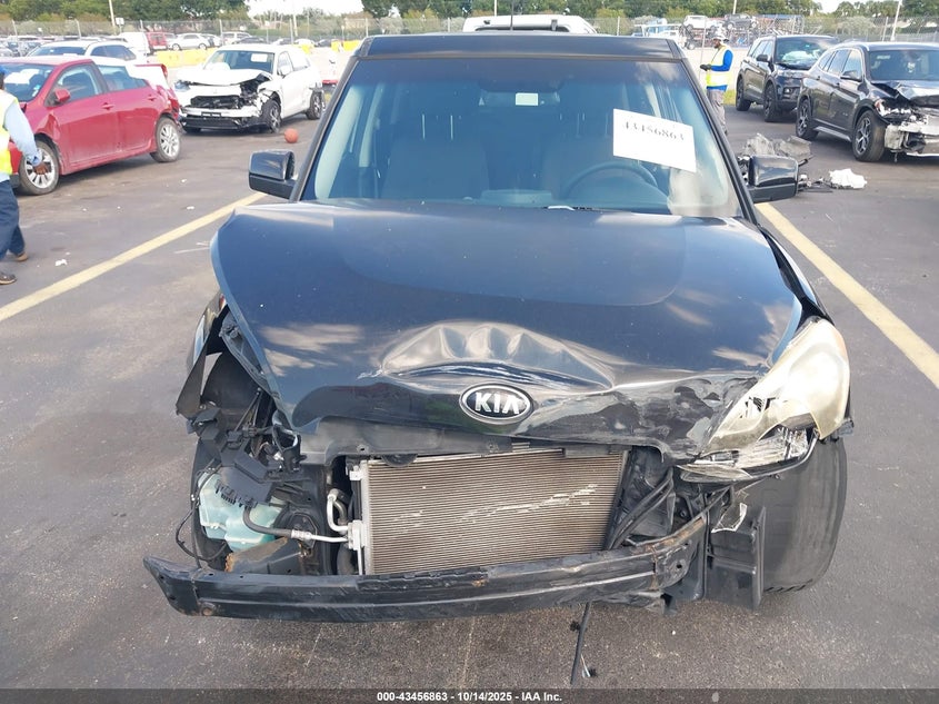 2013 KIA SOUL KNDJT2A58D7584727