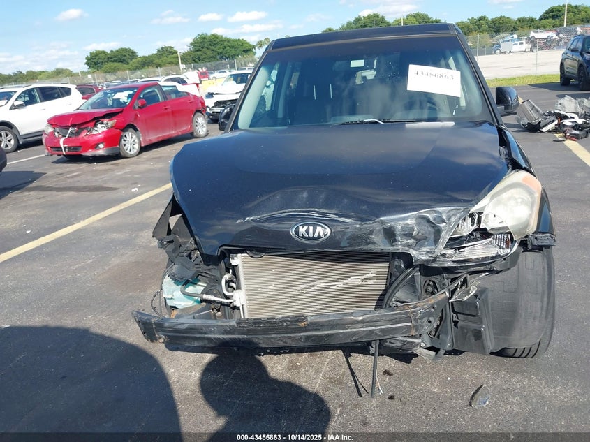 2013 KIA SOUL KNDJT2A58D7584727
