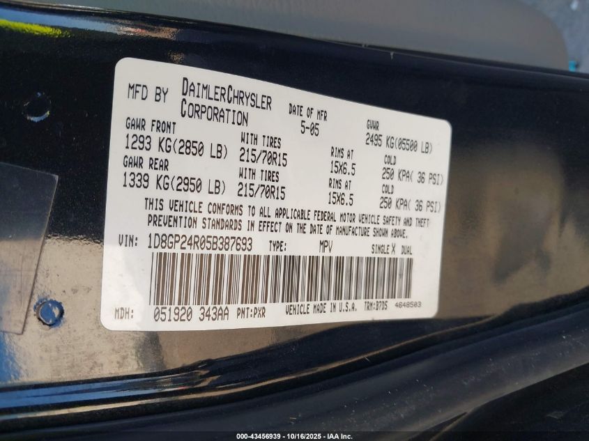 2005 Dodge Grand Caravan Se VIN: 1D8GP24R05B387693 Lot: 43456939