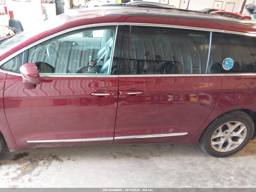 2017 Chrysler Pacifica Touring-L Plus VIN: 2C4RC1EG0HR531260 Lot: 43456945