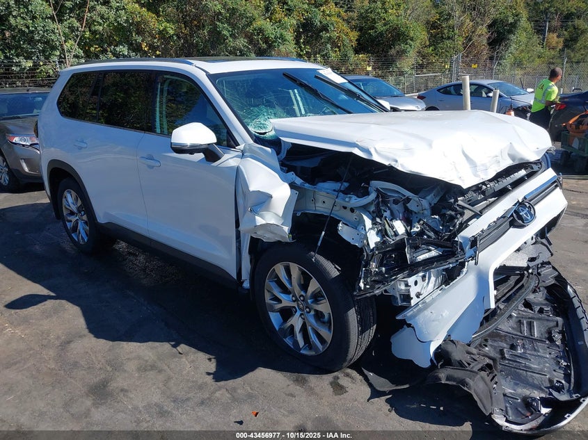 TOYOTA HIGHLANDER LIMITED