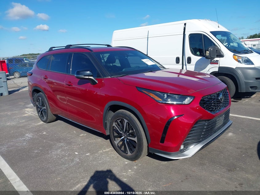 TOYOTA HIGHLANDER XSE