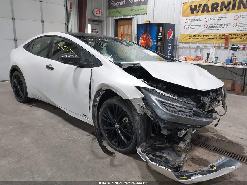 TOYOTA PRIUS NIGHTSHADE