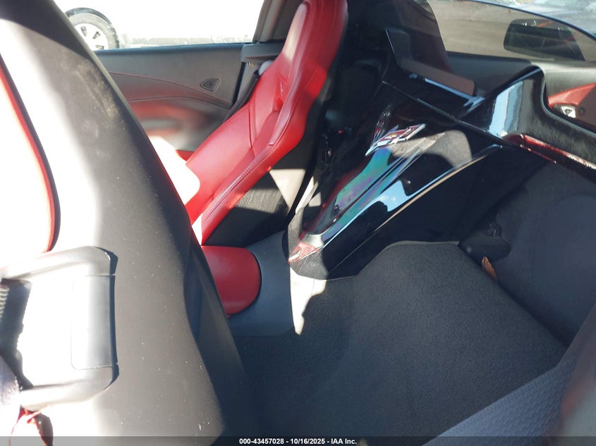 2014 CHEVROLET CORVETTE STINGRAY 1G1YF3D77E5127213