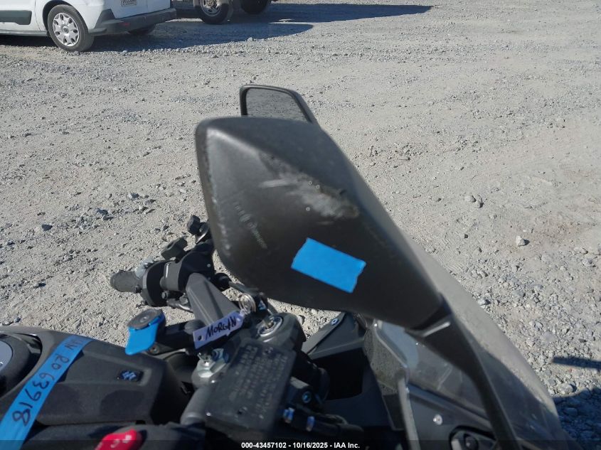 2025 Suzuki Gsx800 F VIN: JS1EM13B1S7101419 Lot: 43457102