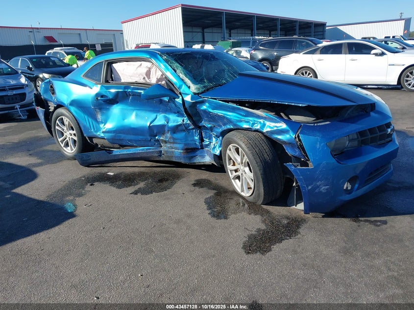 CHEVROLET CAMARO 1LT