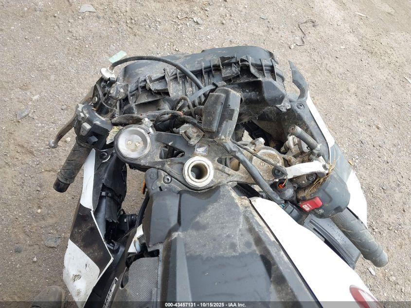 2026 Honda Cbr1000 Rr VIN: JH2SC7716TK900201 Lot: 43457131