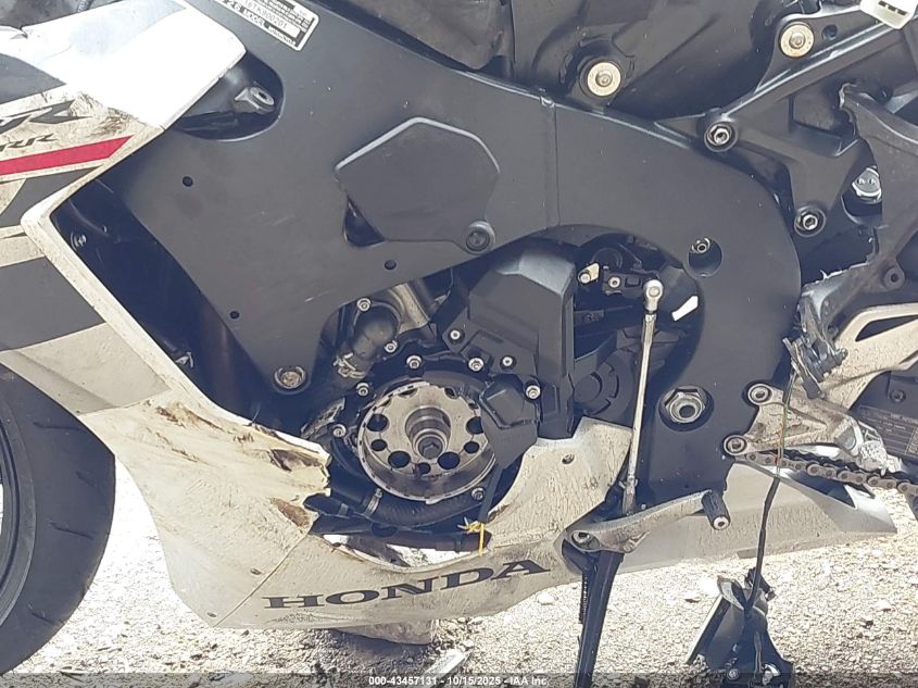 2026 Honda Cbr1000 Rr VIN: JH2SC7716TK900201 Lot: 43457131