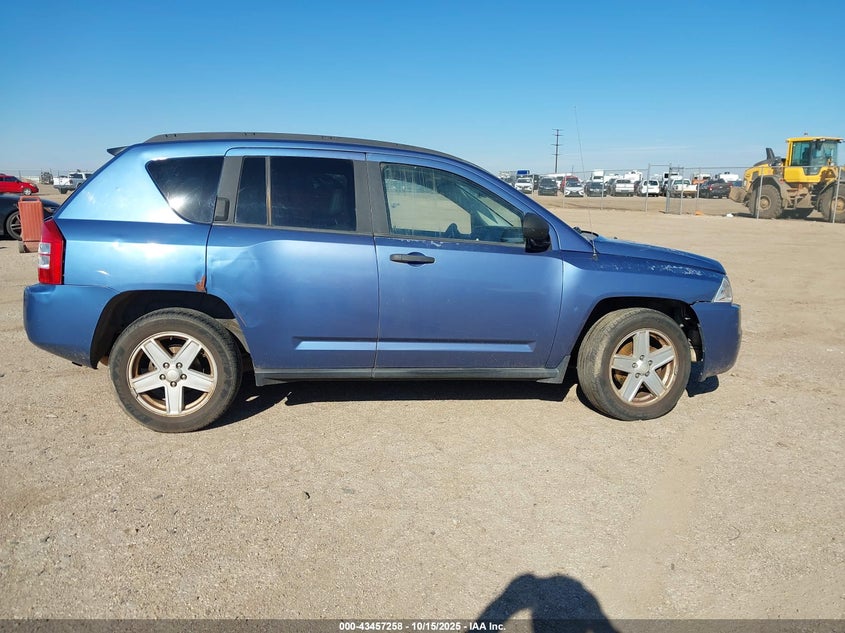 2007 Jeep Compass Sport VIN: 1J8FT47W37D153762 Lot: 43457258