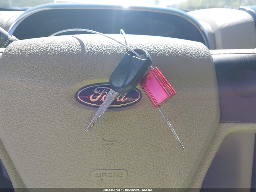 2007 Ford Explorer Xlt VIN: 1FMEU73E07UB32698 Lot: 43457347