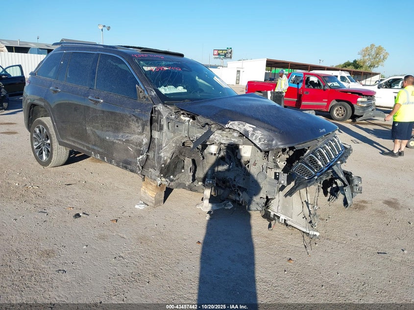 JEEP GRAND CHEROKEE OVERLAND 4X4