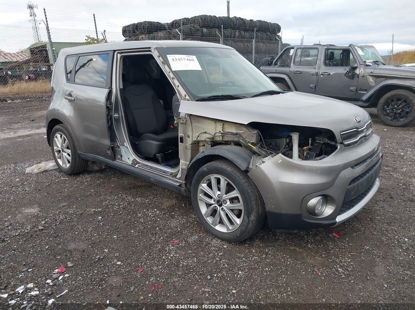 2017 KIA SOUL + - KNDJP3A52H7502667