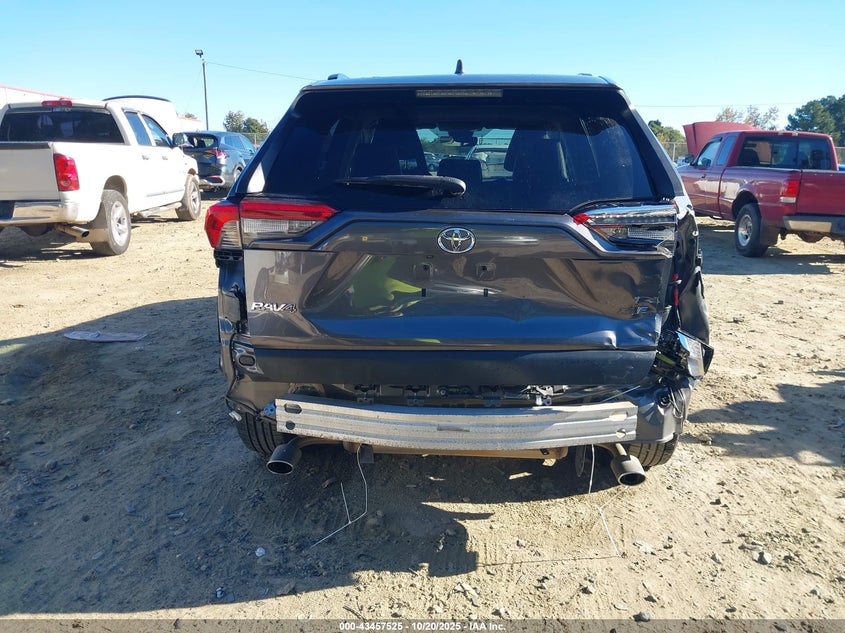 2019 TOYOTA RAV4 XLE JTMW1RFVXKJ010014