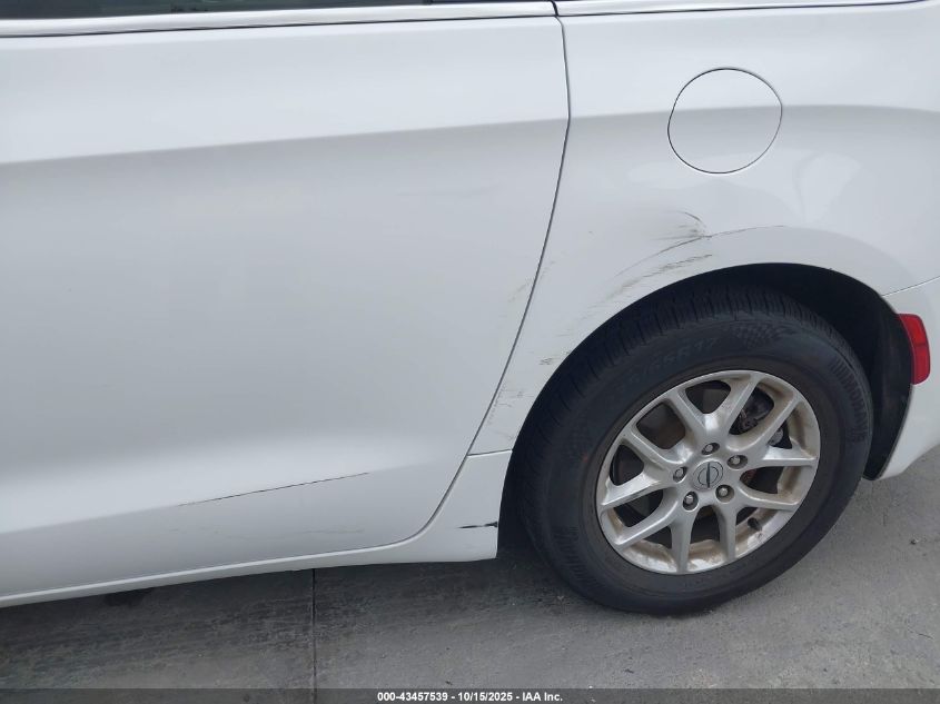 2022 Chrysler Voyager Lx VIN: 2C4RC1CGXNR159540 Lot: 43457539