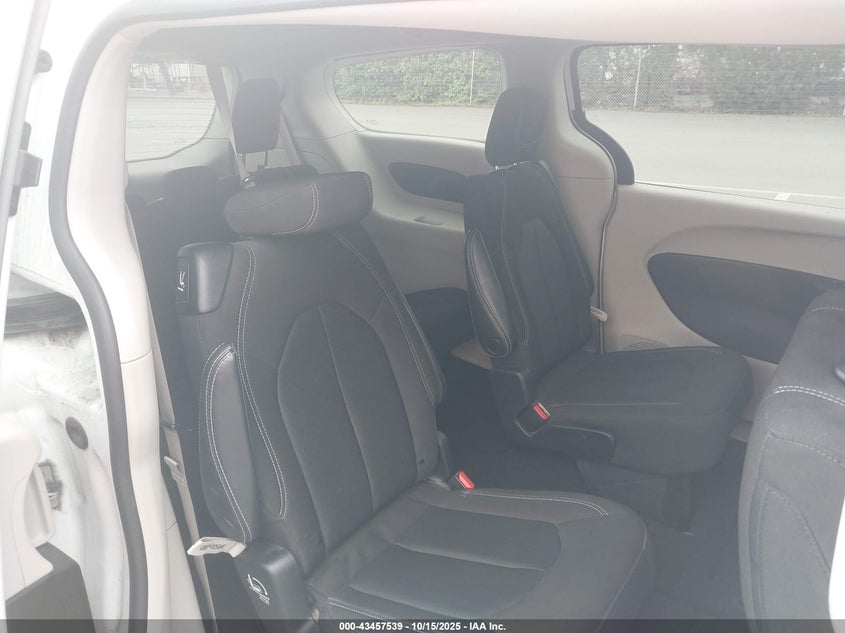 2022 Chrysler Voyager Lx VIN: 2C4RC1CGXNR159540 Lot: 43457539