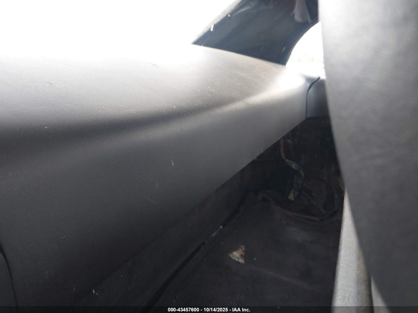 1991 Cadillac Allante VIN: 1G6VS3385MU126939 Lot: 43457600