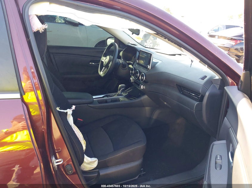 2024 NISSAN SENTRA auction photo 5