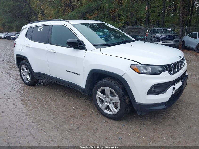 Vin: 3c4njdbn9rt581081, lot: 43952543, jeep compass latitude 4x4 2024 img_1