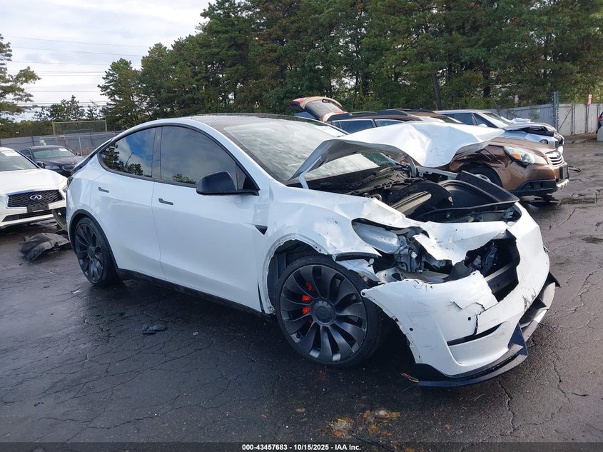 TESLA MODEL Y PERFORMANCE DUAL MOTOR ALL-WHEEL DRIVE