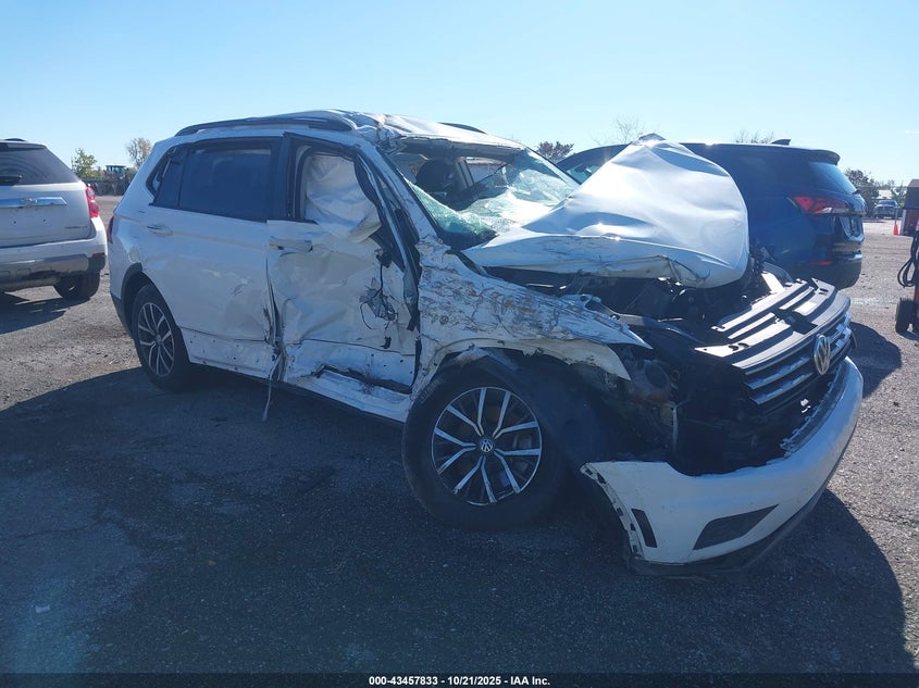 VOLKSWAGEN TIGUAN 2.0T S