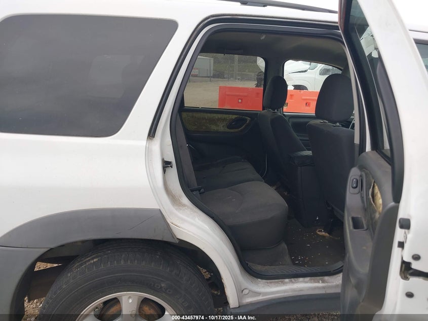 2005 Mazda Tribute I VIN: 4F2YZ02Z75KM28678 Lot: 43457974